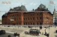 Вид на здание Городской Думы со стороны Манежной площади в Москве. Старая дореволюционная почтовая открытка