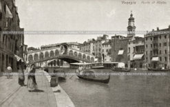 Вид на мост Риальто на Гранд канале