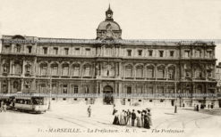 Здание Префектуры в Марселе. Франц