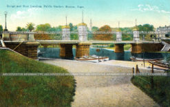 Мост и лодочная станция в Обществе
