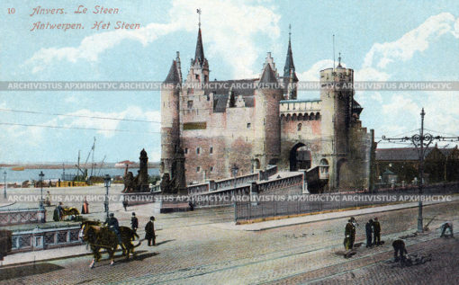 Вид замка Стен на фоне реки Шельды