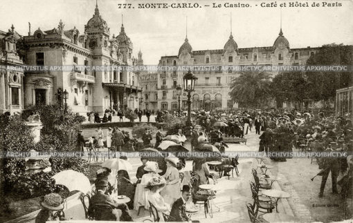 Монте-Карло. Казино. Кафе около Отеля Париж. Княжество Монако.