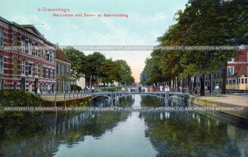 Mauritskade — улица и канала. Гаага. Голла