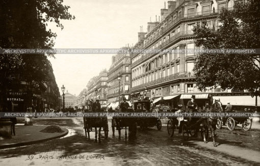 Вид улицы Опера в париже. Франция